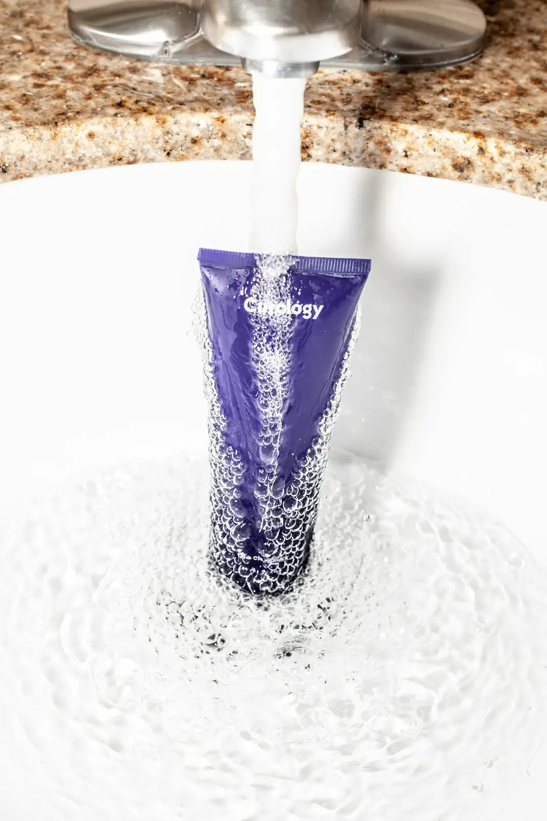 PLR vs. Traditional Product Sourcing: Which is Right for Your Shopify Store?